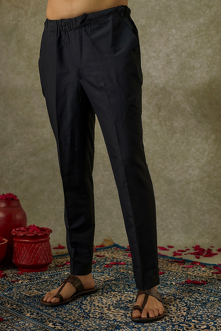 Black Silk Blend Mirror Embroidered Kurta Set by SAMMOHAN at Pernia's Pop Up Shop