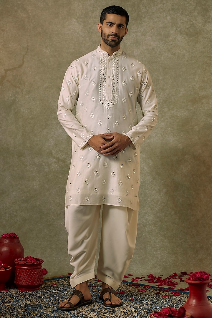 Ivory Silk Blend Mirror Embroidered Kurta Set by SAMMOHAN at Pernia's Pop Up Shop