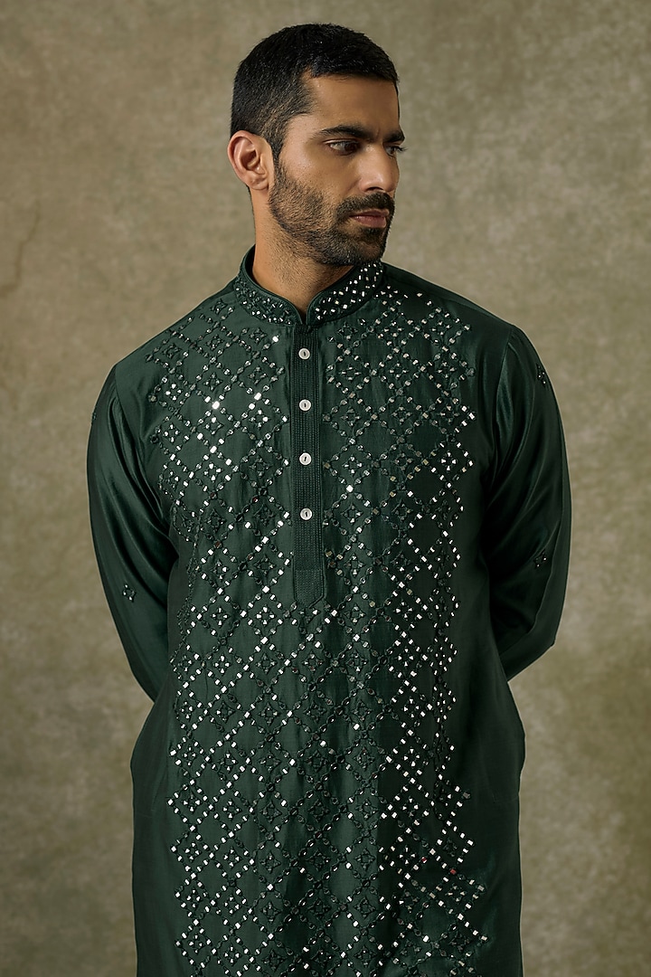 Emerald Green Silk Blend Mirror Embroidered Kurta Set by SAMMOHAN at Pernia's Pop Up Shop