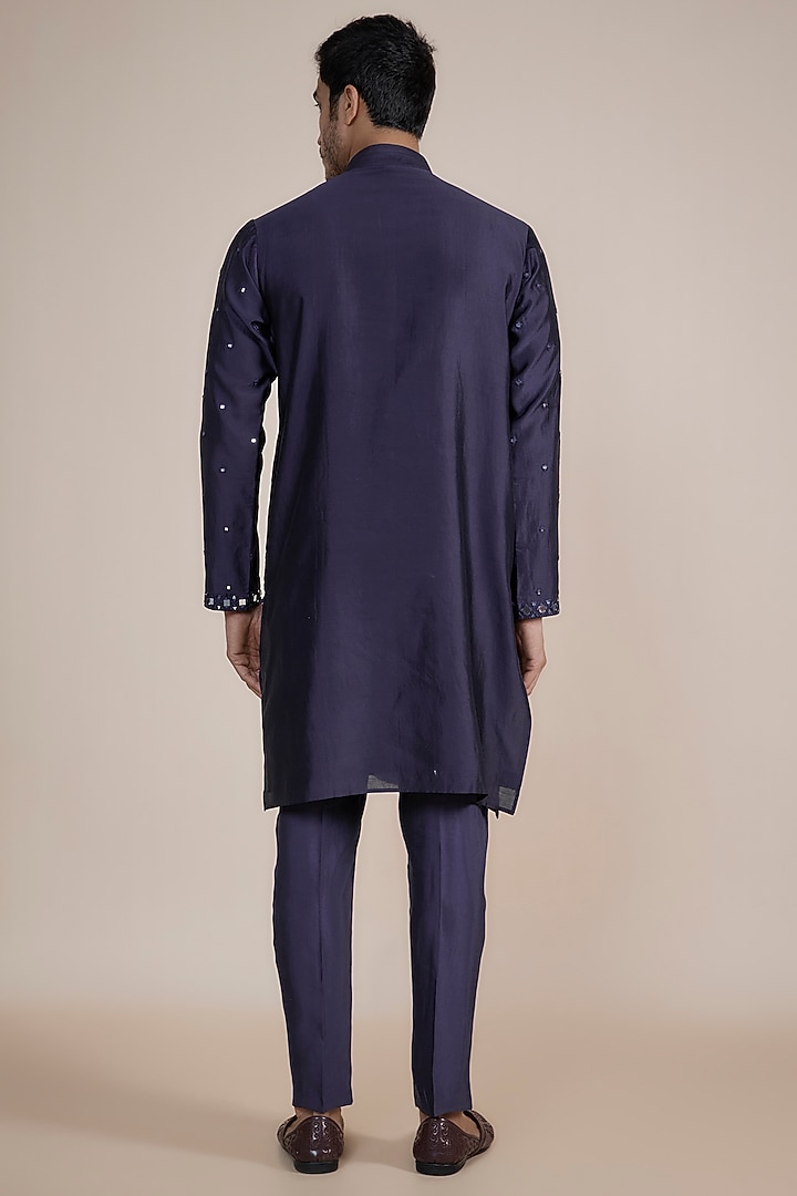 Navy Blue Silk Blend Resham Hand Embroidered Kurta Set by SAMMOHAN at Pernia's Pop Up Shop
