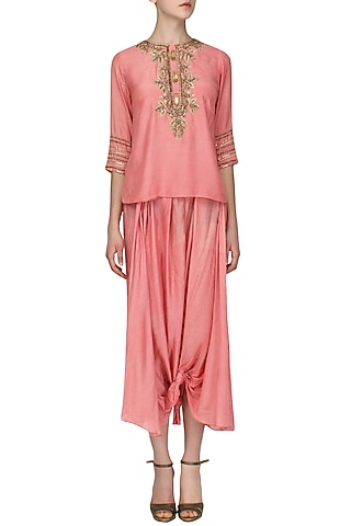 Old Rose Pink Embroidered Tunic with Dhoti Pants Set by Samatvam By Anjali Bhaskar