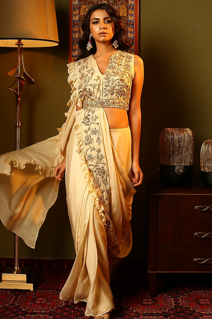 Beige Hand Embroidered Pre-Draped Wedding Saree Set by Samatvam By Anjali Bhaskar at Pernia's Pop Up Shop