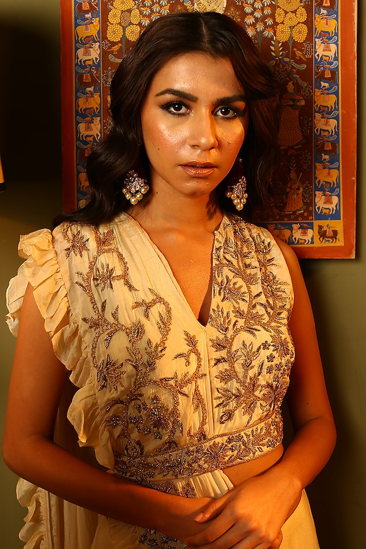 Beige Hand Embroidered Pre-Draped Wedding Saree Set by Samatvam By Anjali Bhaskar at Pernia's Pop Up Shop