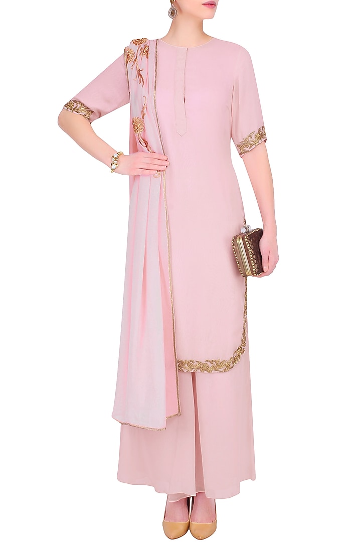 Pink and gold embroidered kurta and pants set available only at Pernia's Pop Up Shop.