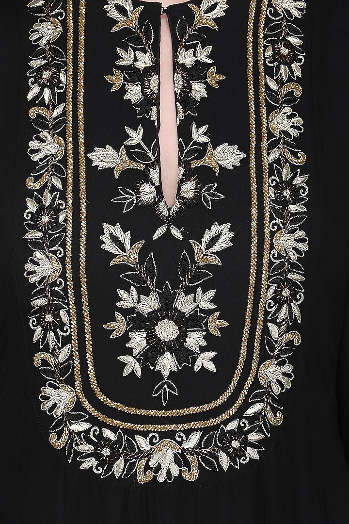 Black embroidered anarkali set available only at Pernia's Pop Up Shop.