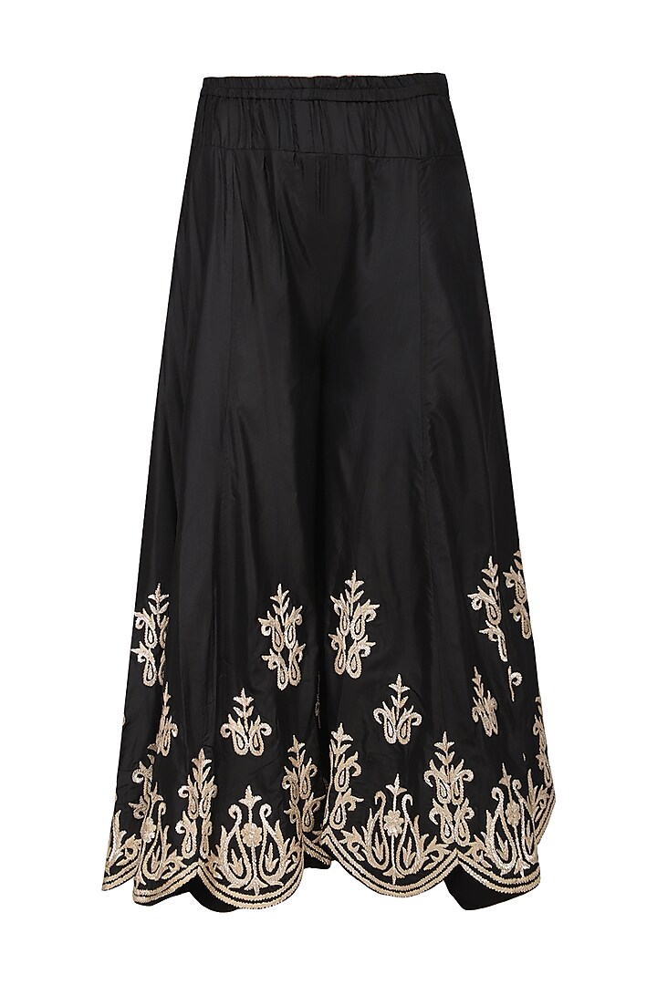 Black embroidered sharara set available only at Pernia's Pop Up Shop.