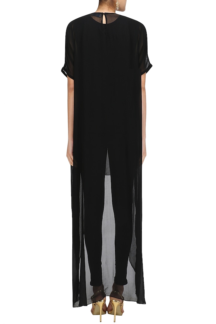 Black and gold embroidered high low kurta with pants available only at Pernia's Pop Up Shop.