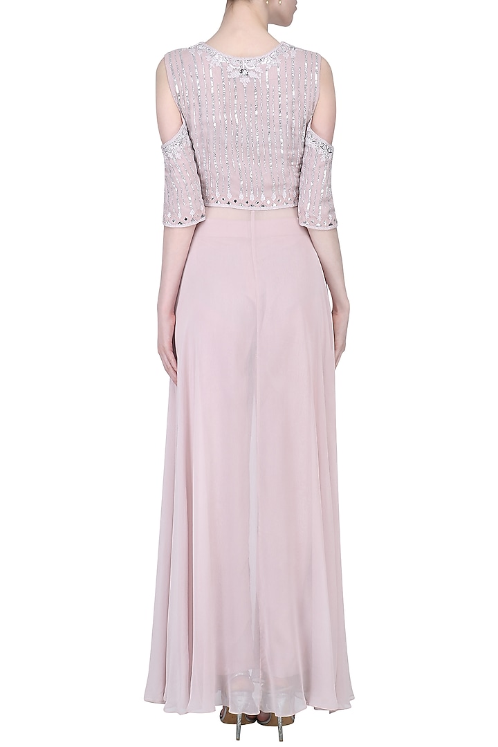 Light lilac lucknowi embroidered cold shoulder kurta available only at Pernia's Pop Up Shop.