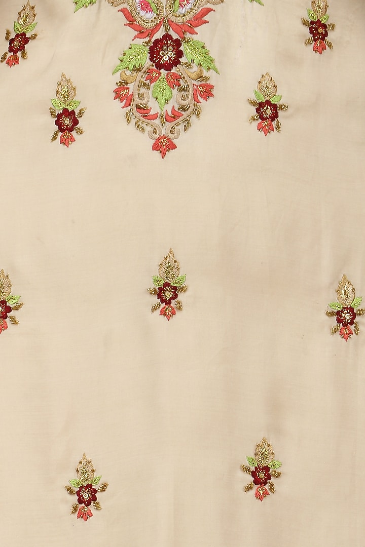Cream and gold thread embroidered kurta and pants set available only at Pernia's Pop Up Shop.