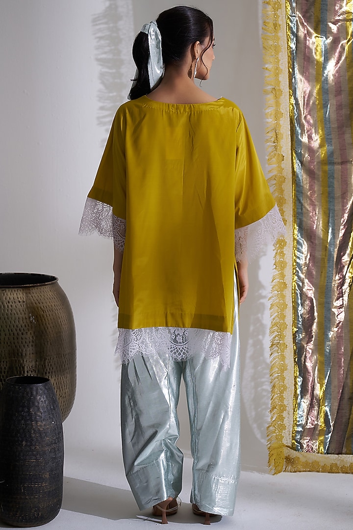 Mustard Rasgulla Crepe Mirror Work Short Kurta Set by Siyona By Ankurita at Pernia's Pop Up Shop