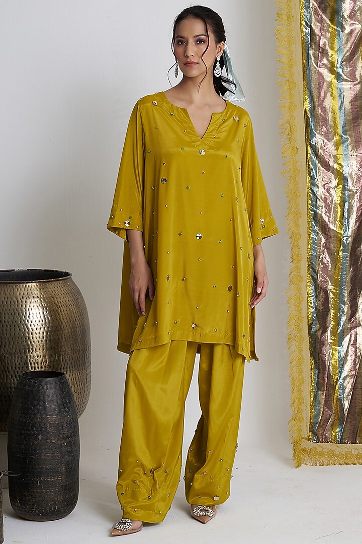 Mustard Rasgulla Crepe Crystal Embroidered Kurta Set by Siyona By Ankurita at Pernia's Pop Up Shop