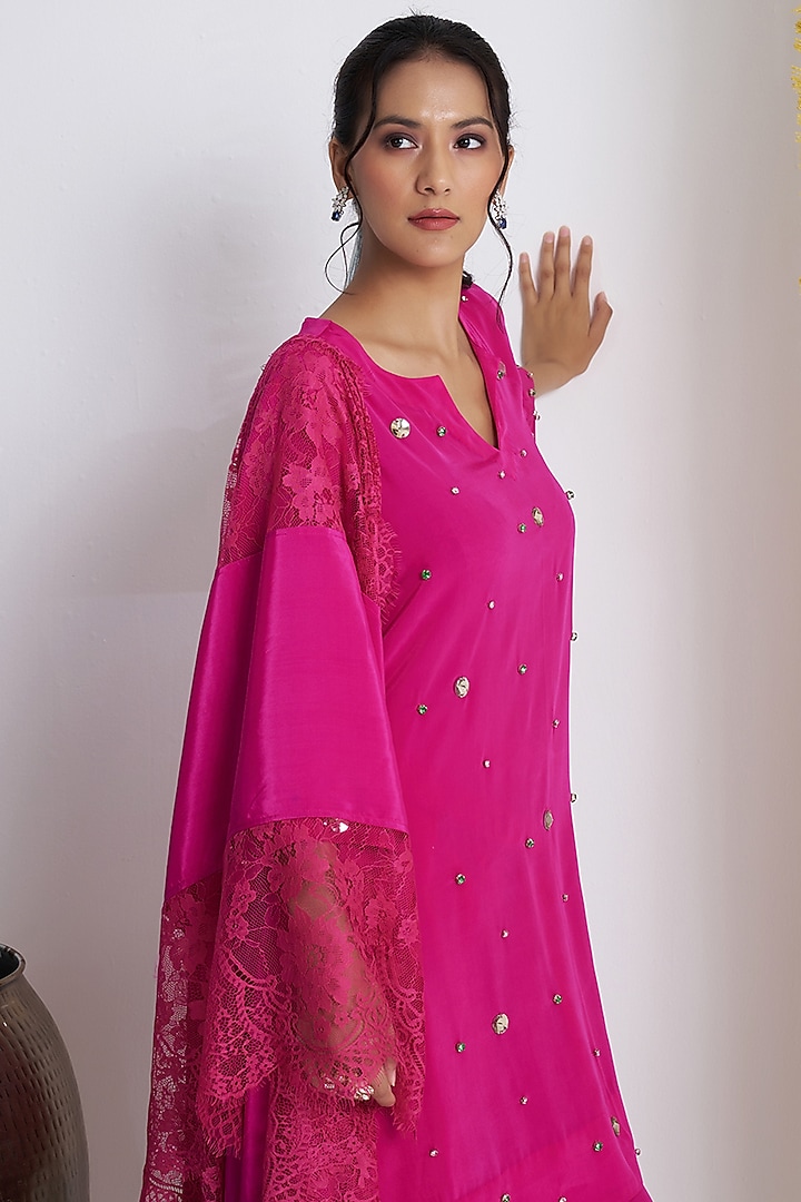 Pink Rasgulla Crepe Crystal Embroidered Kurta Set by Siyona By Ankurita at Pernia's Pop Up Shop