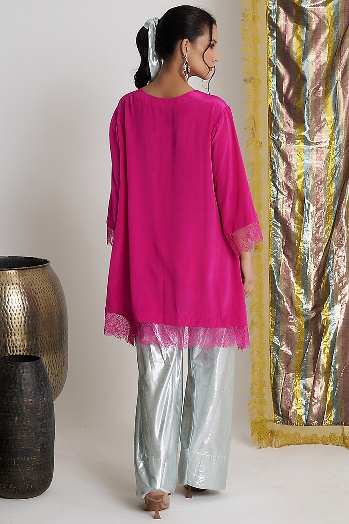 Rani Pink Rasgulla Crepe Cutdana Embroidered Kurta Set by Siyona By Ankurita at Pernia's Pop Up Shop
