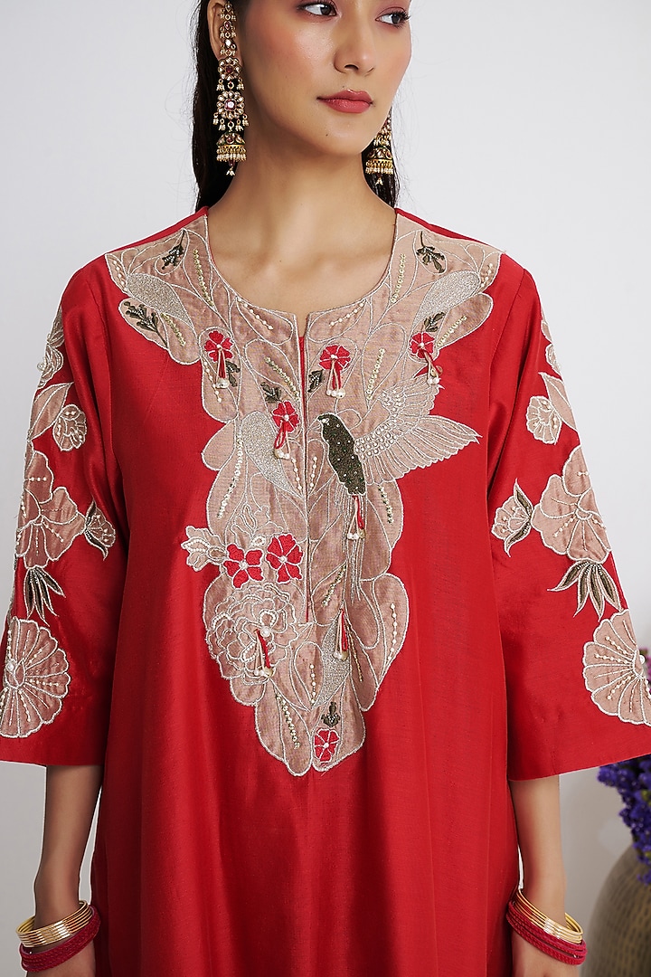 Red & Beige Chanderi Patchwork Kurta Set by Siyona By Ankurita at Pernia's Pop Up Shop