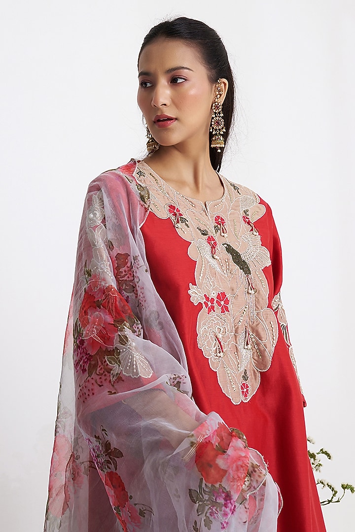 Red & Beige Chanderi Patchwork Kurta Set by Siyona By Ankurita at Pernia's Pop Up Shop