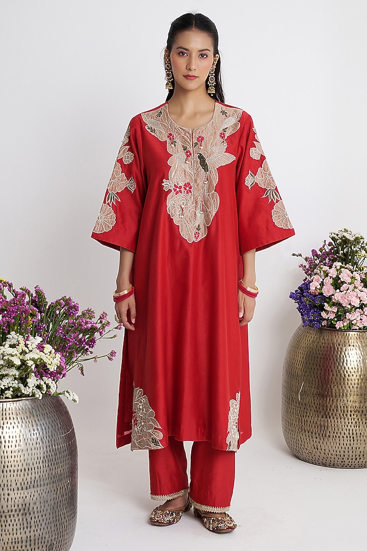 Red & Beige Chanderi Patchwork Kurta Set by Siyona By Ankurita at Pernia's Pop Up Shop