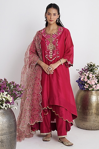 Pink Chanderi Handwork Asymmetric Kurta Set by Siyona By Ankurita