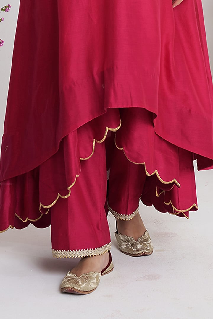 Pink Chanderi Handwork Asymmetric Kurta Set by Siyona By Ankurita at Pernia's Pop Up Shop