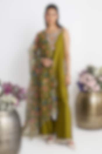 Mehendi Green Chanderi Mirror & Resham Embroidered Kurta Set by Siyona By Ankurita at Pernia's Pop Up Shop