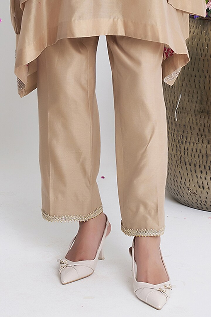 Beige Chanderi Zari Jaal Handwork Kurta Set by Siyona By Ankurita at Pernia's Pop Up Shop