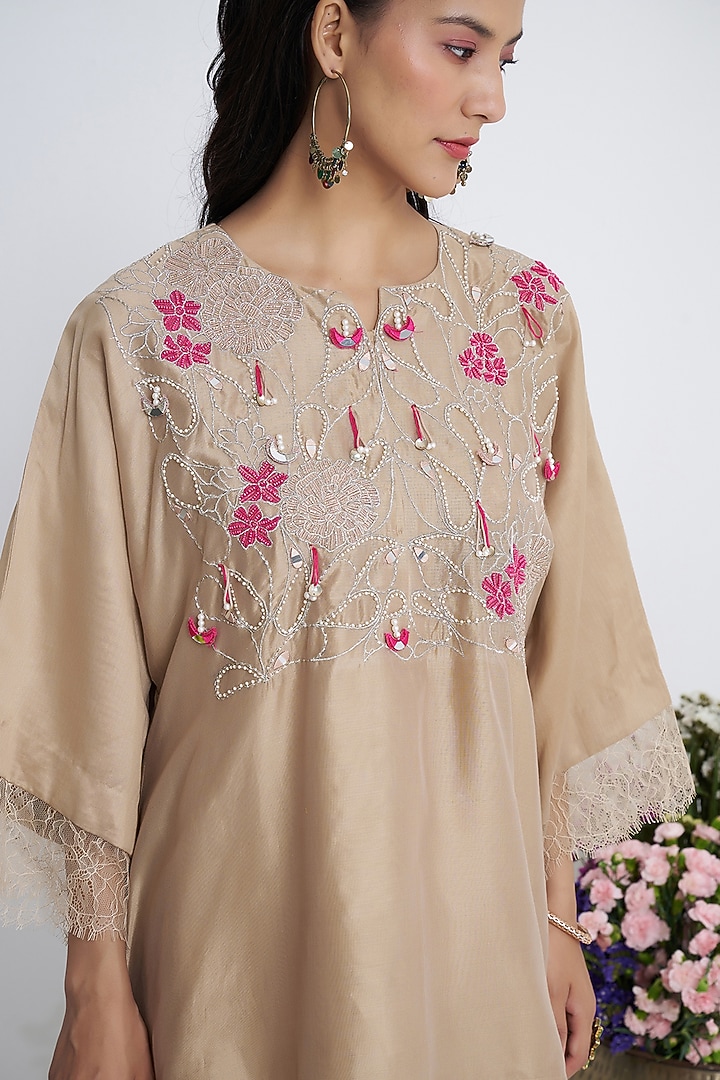 Beige Chanderi Zari Jaal Handwork Kurta Set by Siyona By Ankurita at Pernia's Pop Up Shop