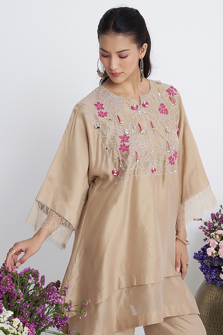 Beige Chanderi Zari Jaal Handwork Kurta Set by Siyona By Ankurita at Pernia's Pop Up Shop