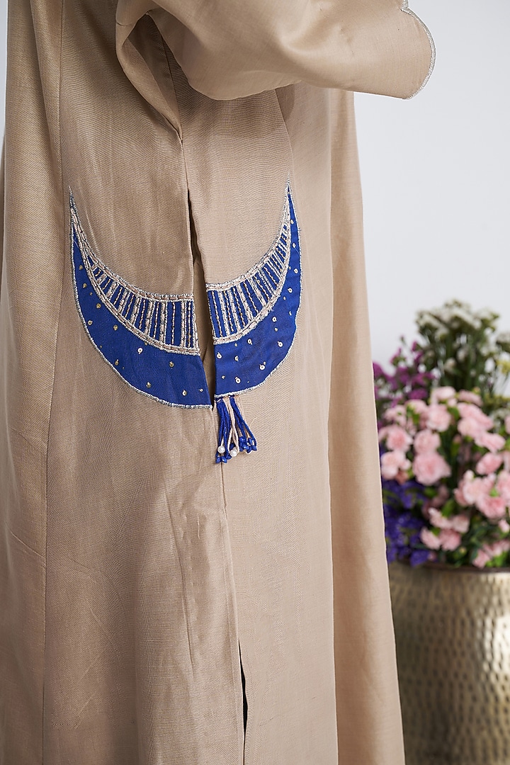 Beige Chanderi Patchwork Kurta Set by Siyona By Ankurita at Pernia's Pop Up Shop