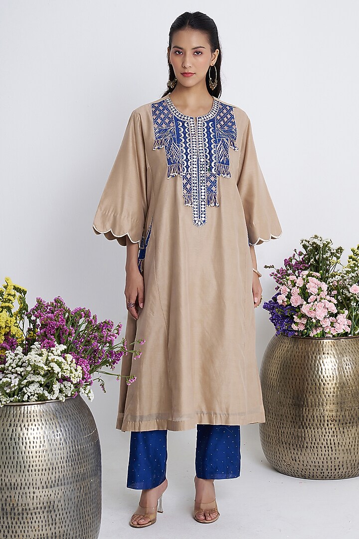 Beige Chanderi Patchwork Kurta Set by Siyona By Ankurita at Pernia's Pop Up Shop