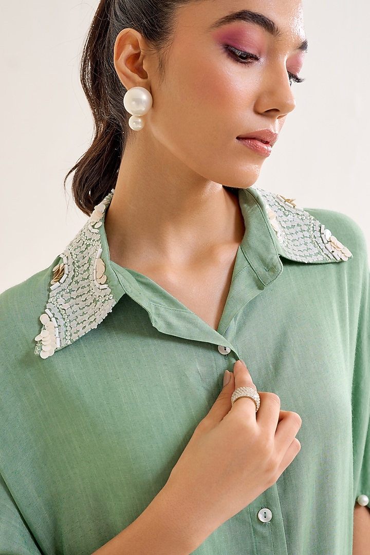 Green Cotton Slub Embellished Asymmetric Kurta Set by Siyona By Ankurita at Pernia's Pop Up Shop