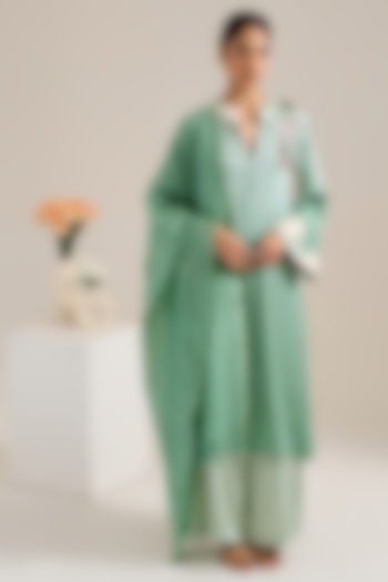 Green Ombre Satin Hand Embellished Kurta Set by Siyona By Ankurita at Pernia's Pop Up Shop