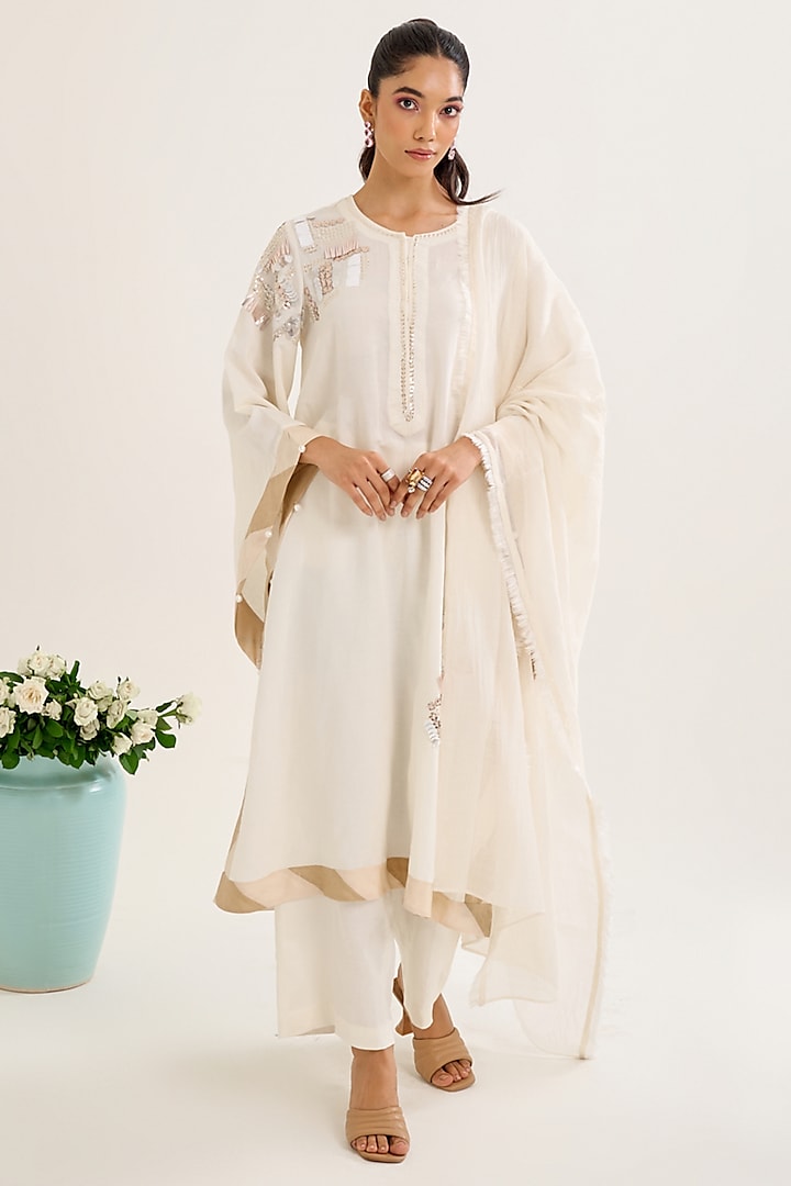 Ivory Linen Motif Hand Embellished Kurta Set by Siyona By Ankurita at Pernia's Pop Up Shop