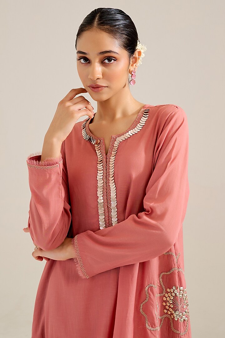 Salmon Cotton Chanderi Hand Embellished Kurta Set by Siyona By Ankurita at Pernia's Pop Up Shop
