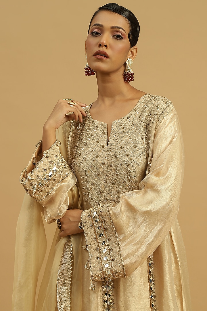 Gold Tissue Zari Embellished Kurta Set by Siyona By Ankurita at Pernia's Pop Up Shop
