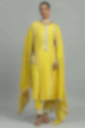 Yellow Pure Chanderi Sequins Embroidered Kurta Set by Siyona By Ankurita at Pernia's Pop Up Shop