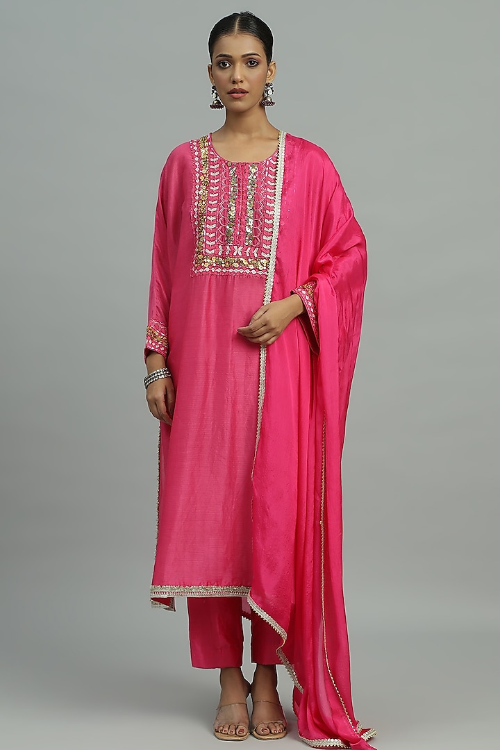 Pink Pure Chanderi Sequins Embroidered Kurta Set by Siyona By Ankurita