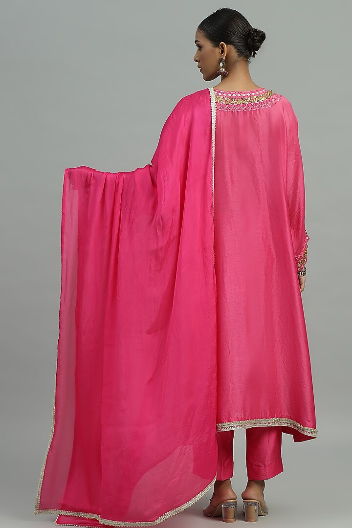 Pink Pure Chanderi Sequins Embroidered Kurta Set by Siyona By Ankurita at Pernia's Pop Up Shop