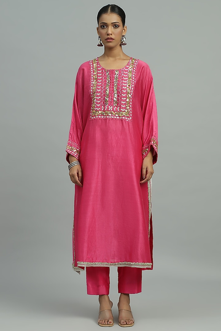 Pink Pure Chanderi Sequins Embroidered Kurta Set by Siyona By Ankurita at Pernia's Pop Up Shop
