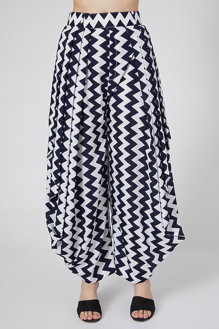 Black Motifs Embroidered Co-Ord Set by Saaj By Ankita at Pernia's Pop Up Shop