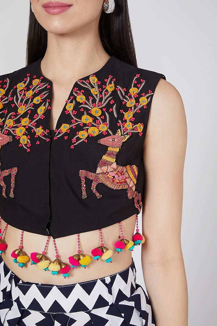 Black Motifs Embroidered Co-Ord Set by Saaj By Ankita at Pernia's Pop Up Shop
