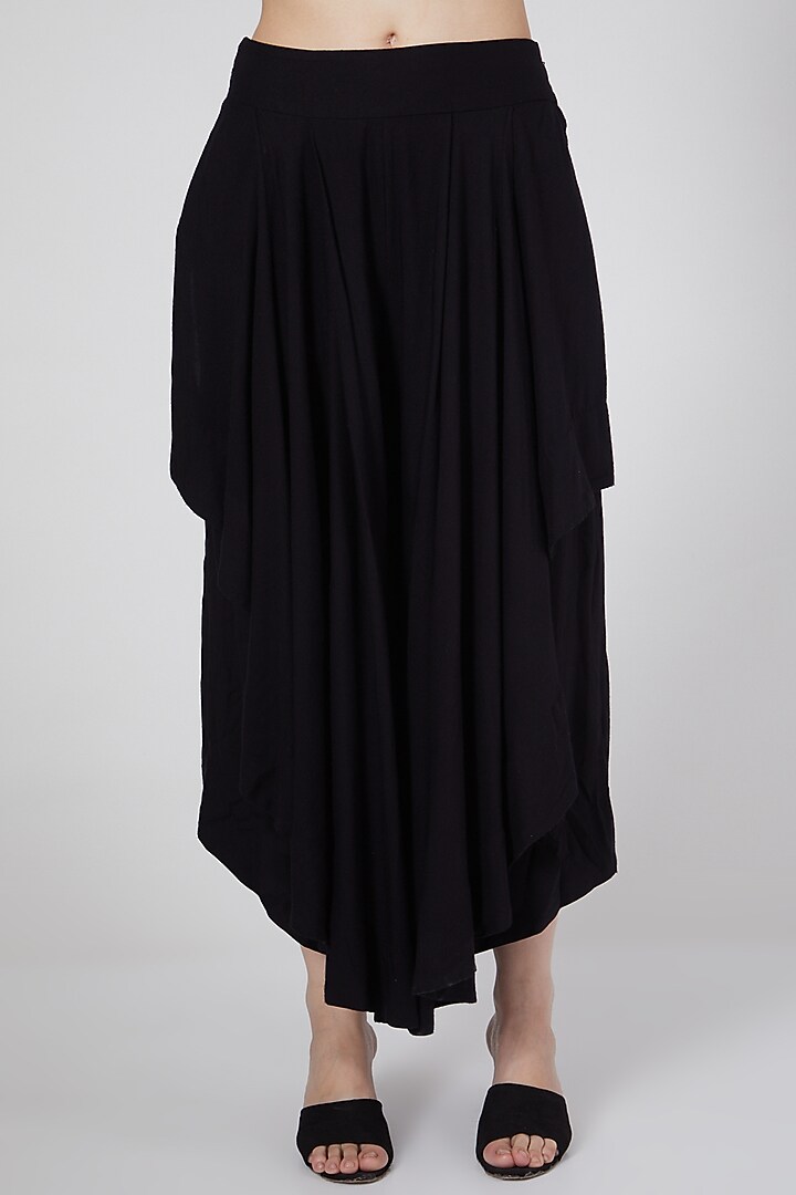 Black Bead Embroidered Co-Ord Set by Saaj By Ankita at Pernia's Pop Up Shop