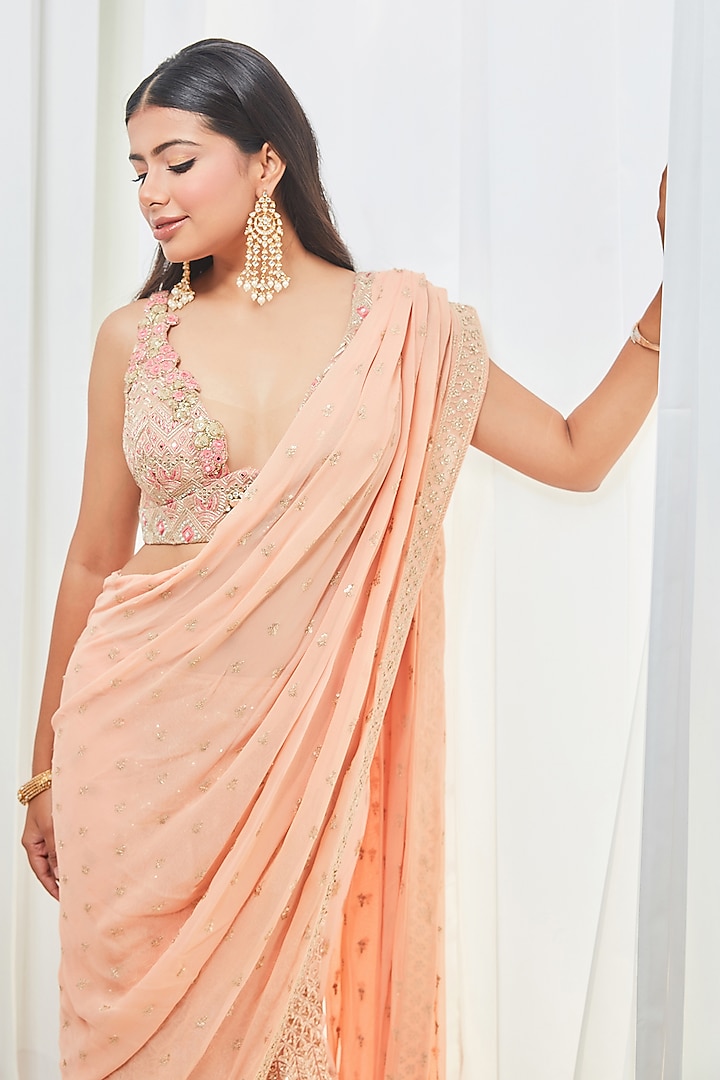 Peach Georgette Embroidered Wedding Saree Set by Saaj By Ankita at Pernia's Pop Up Shop