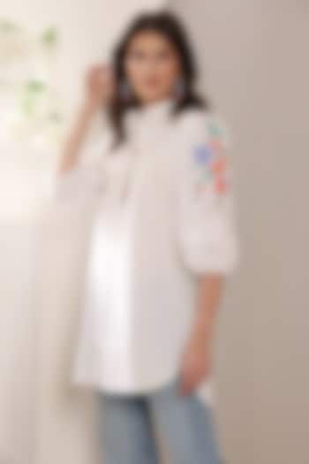 White Poplin Thread & Crystal Embroidered Oversized Shirt by Saaj By Ankita at Pernia's Pop Up Shop