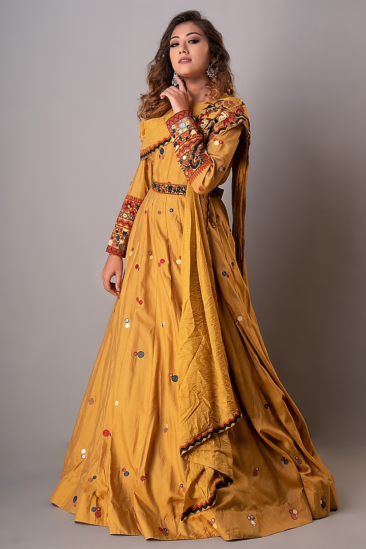 Yellow Hand Embroidered Gown With Belt by Siddh by Deepa Goel