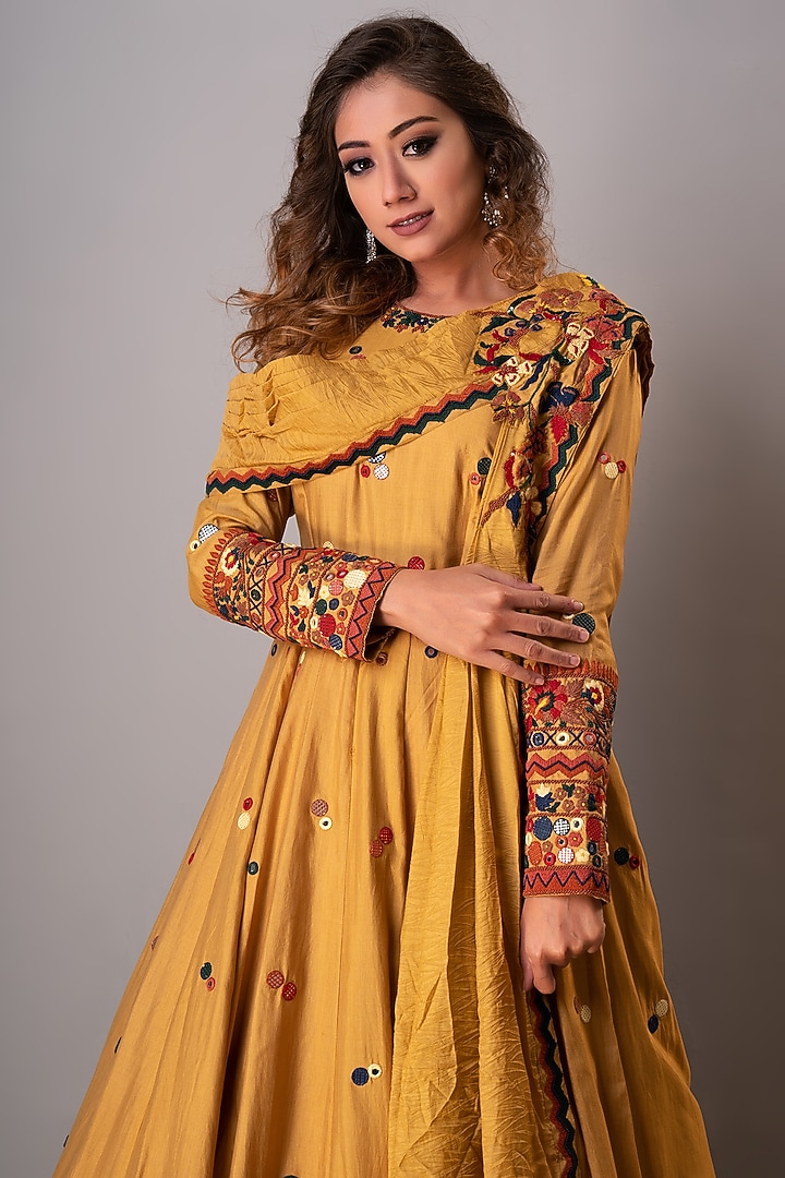 Yellow Hand Embroidered Engagement Gown With Belt by Siddh by Deepa Goel at Pernia's Pop Up Shop