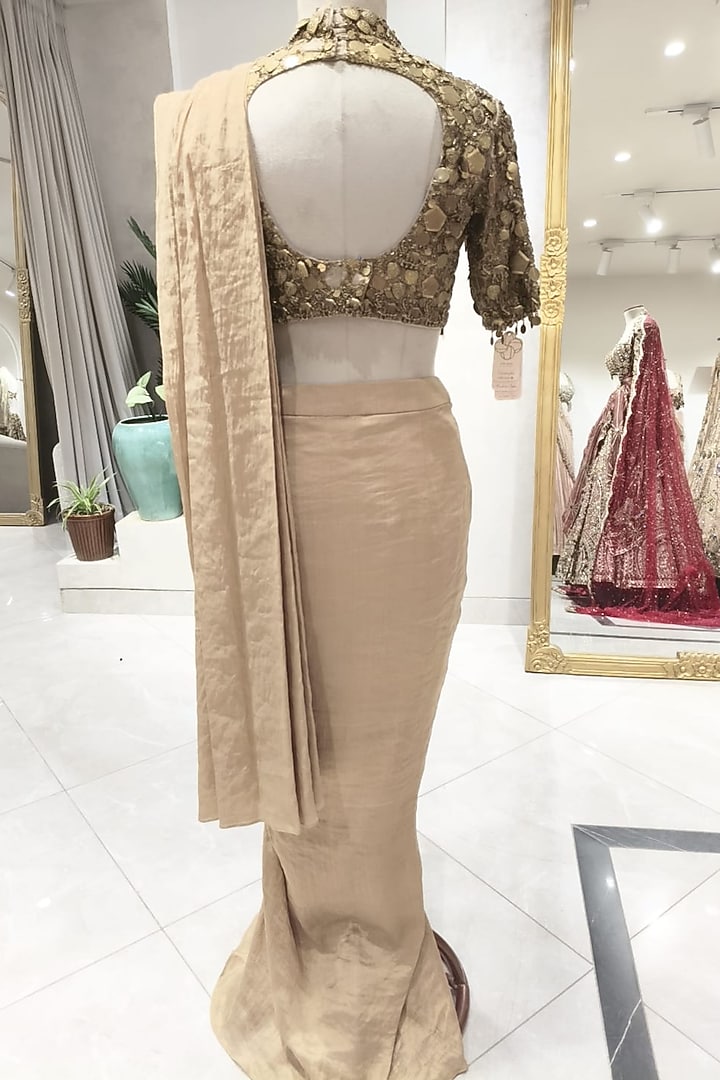 Gold Tissue Hand Embellished Wedding Saree Set by Swish By dolcy and Simran at Pernia's Pop Up Shop