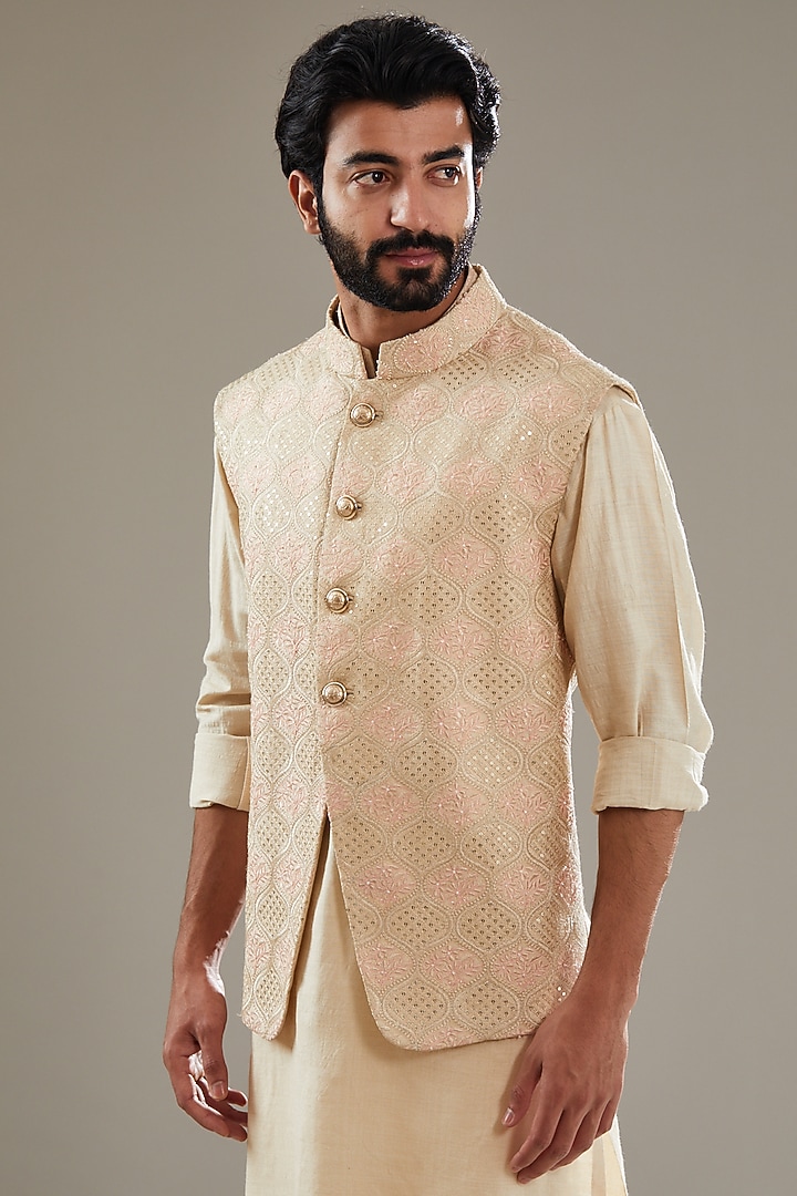 Dusty Pink Silk Thread Embroidered Bundi Jacket Set by SBJ at Pernia's Pop Up Shop