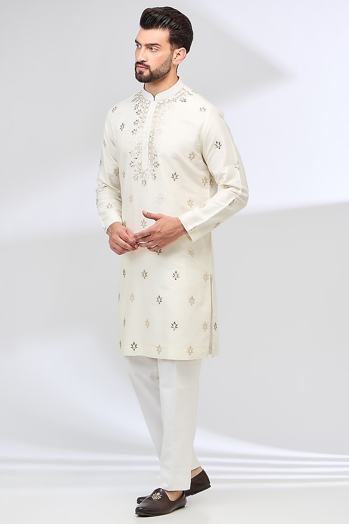 White Cotton Silk Applique Work Kurta Set by SBJ