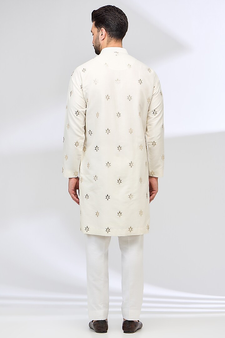 White Cotton Silk Applique Work Kurta Set by SBJ at Pernia's Pop Up Shop