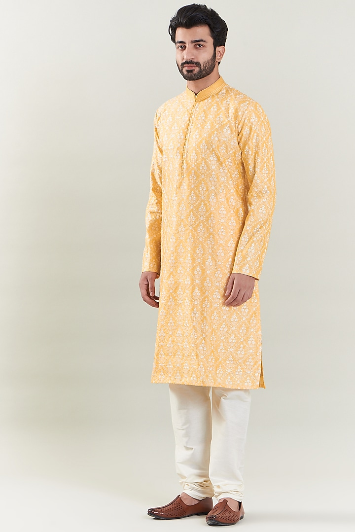 Peach Silk Chikankari Kurta Set by SBJ at Pernia's Pop Up Shop