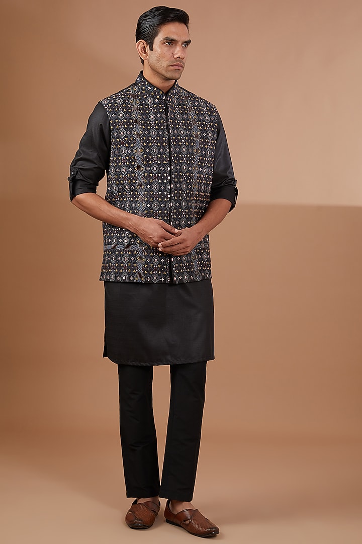 Dark Green Silk Embroidered Bundi Jacket Set by SBJ at Pernia's Pop Up Shop